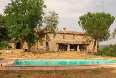 Riferimento Picchio - Rustico-casale-colonica in Vendita a Citta Della Pieve